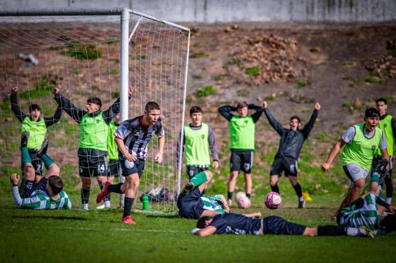 Comenz� el torneo de la Liga con una jornada cargada de goles